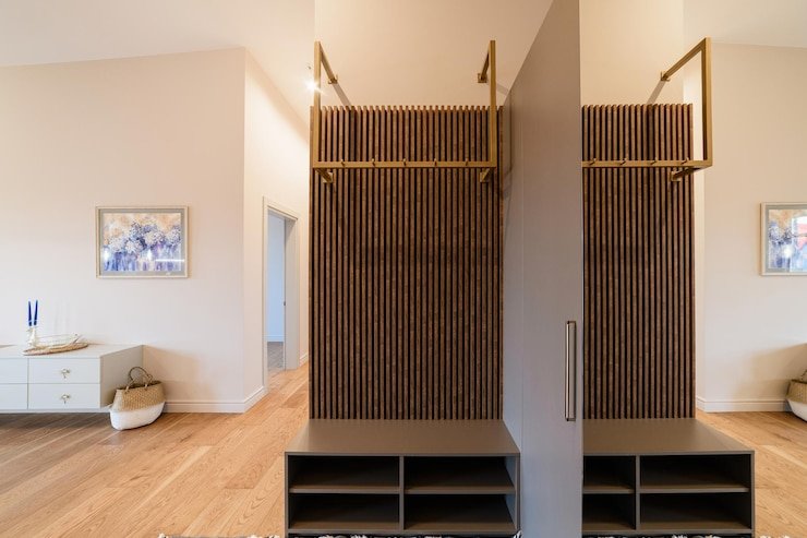 Hidden fixing solutions for wall panels